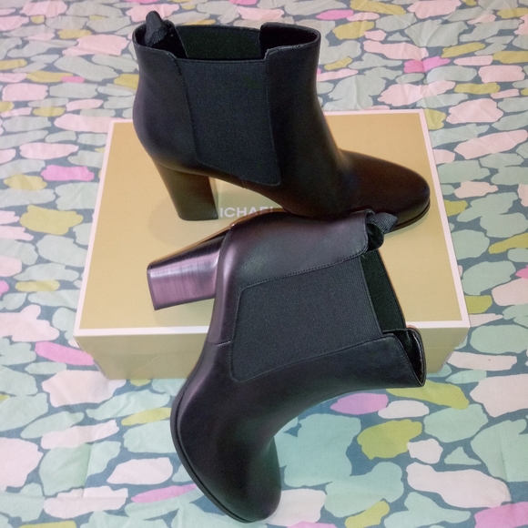 Michael Kors Lottie Chelsea Booties - Picture 9 of 10